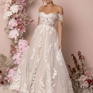Katiya - Brautkleid Madi Lane bei Brautmode Dolce Vita in Hügelheim