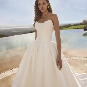 Brautkleid Modell Ghada von Modeca bei Brautmode Dolce Vita in Hügelheim