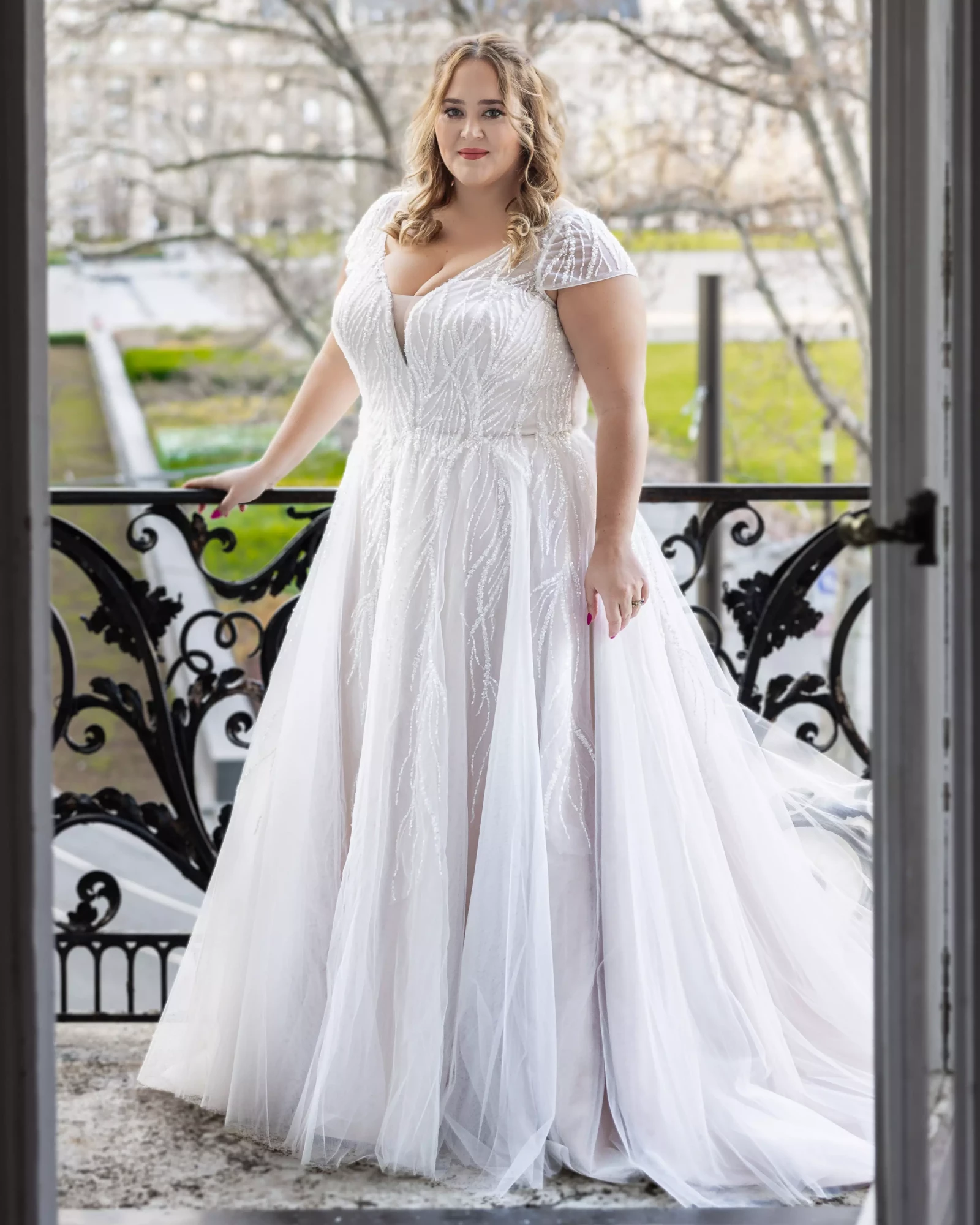 Lasabina_AVA_Brautmode-Dolce-Vita