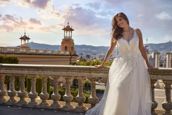 30147_Amelie-Brida-_Brautmode-Dolce-Vita_4