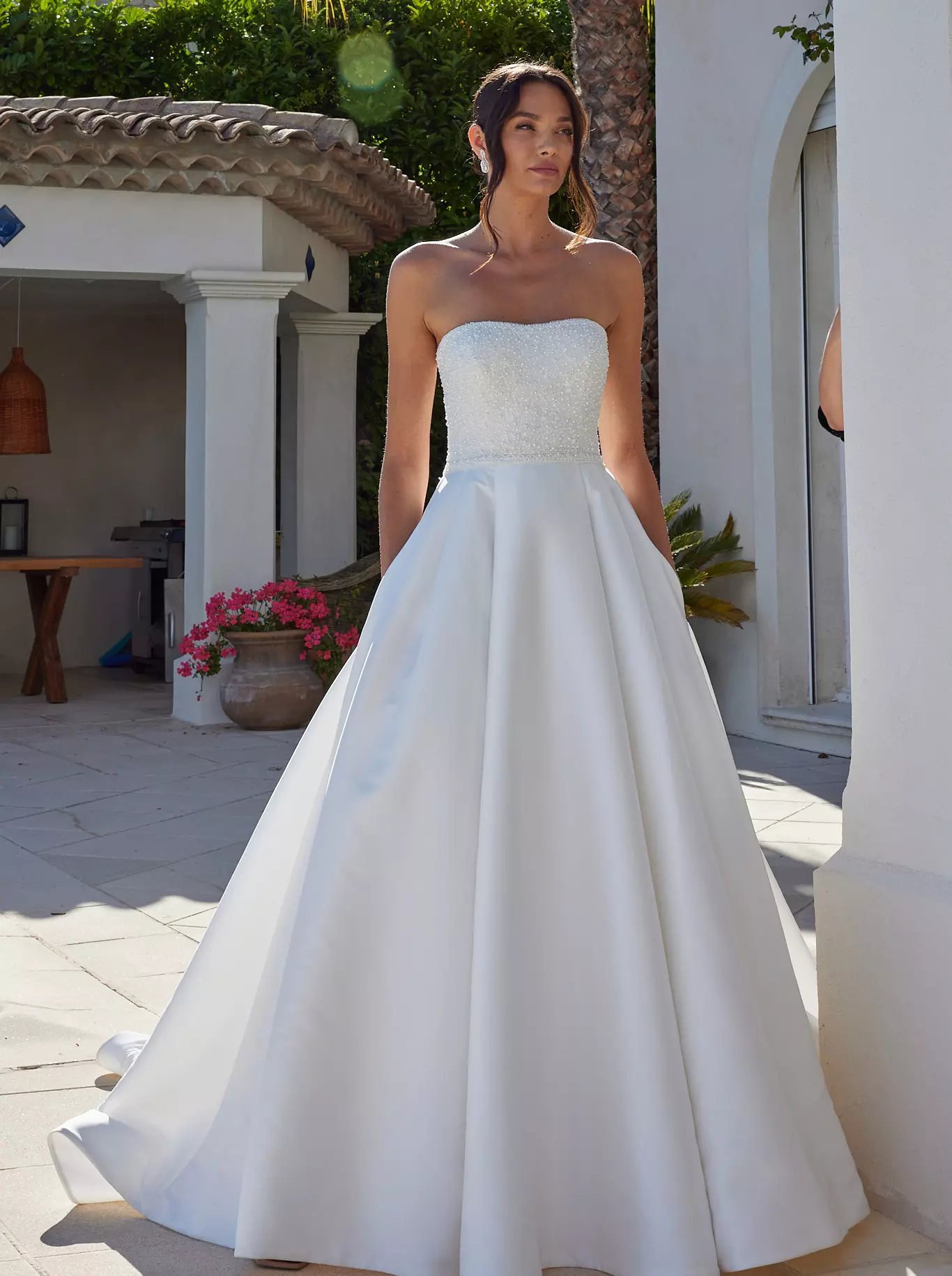 8122_Diane-Legand_Brautmode-Dolce-Vita_1
