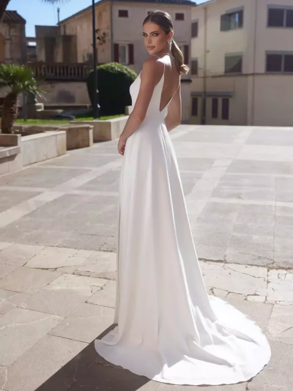 Adelina_Brautkleid_Bianco-Evento_Brautmode-Dolce-Vita_4