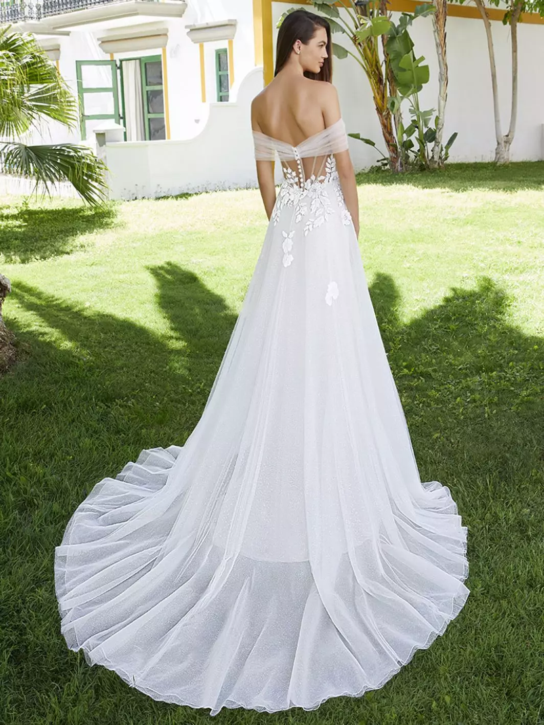 BERNADINE-Brautkleid_Enzoani_Brautmode-Dolce-Vita