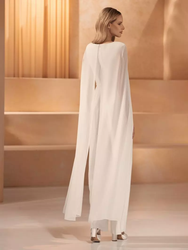 bianco-evento-bridal-jumpsuit-Lotus_Brautmode_Dolce-Vita_3