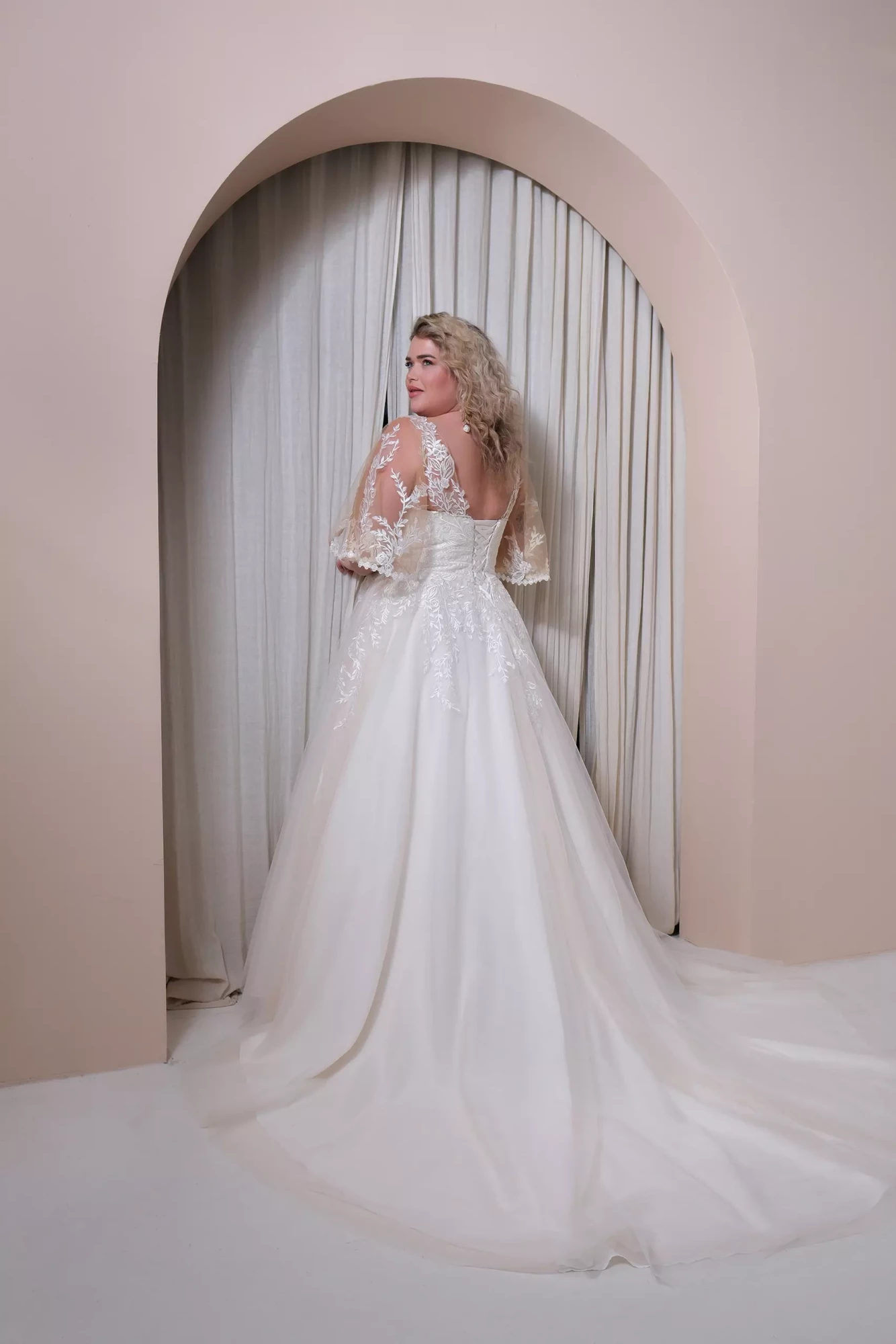 KARLIJN_Bridalstar_Brautmode-Dolce-Vita_1