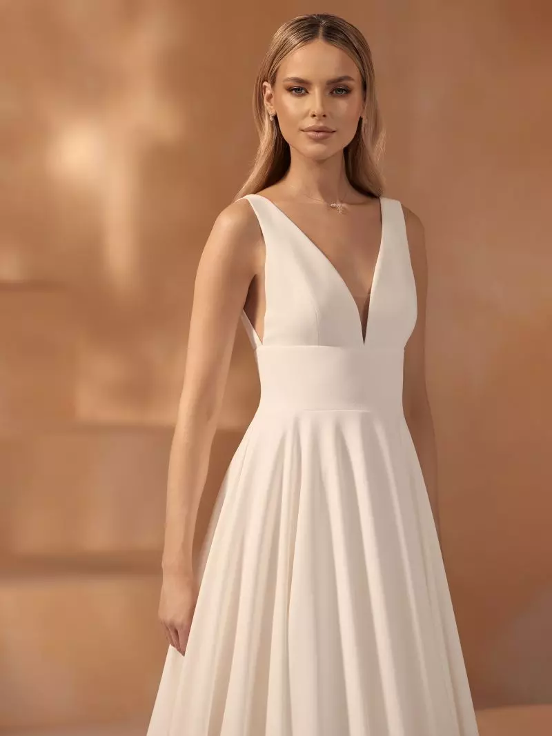 Pola_Brautkleid_Bianco-Evento_Brautmode-Dolce-Vita_2