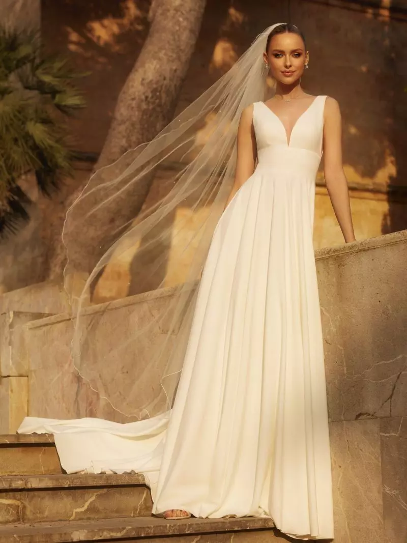 Pola_Brautkleid_Bianco-Evento_Brautmode-Dolce-Vita_5
