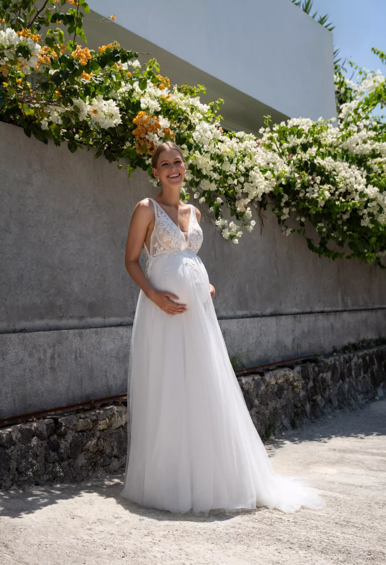 schwanger_heiraten_dolce-vita-huegelheim-curvy_schwangerschaft-brautkleid_1