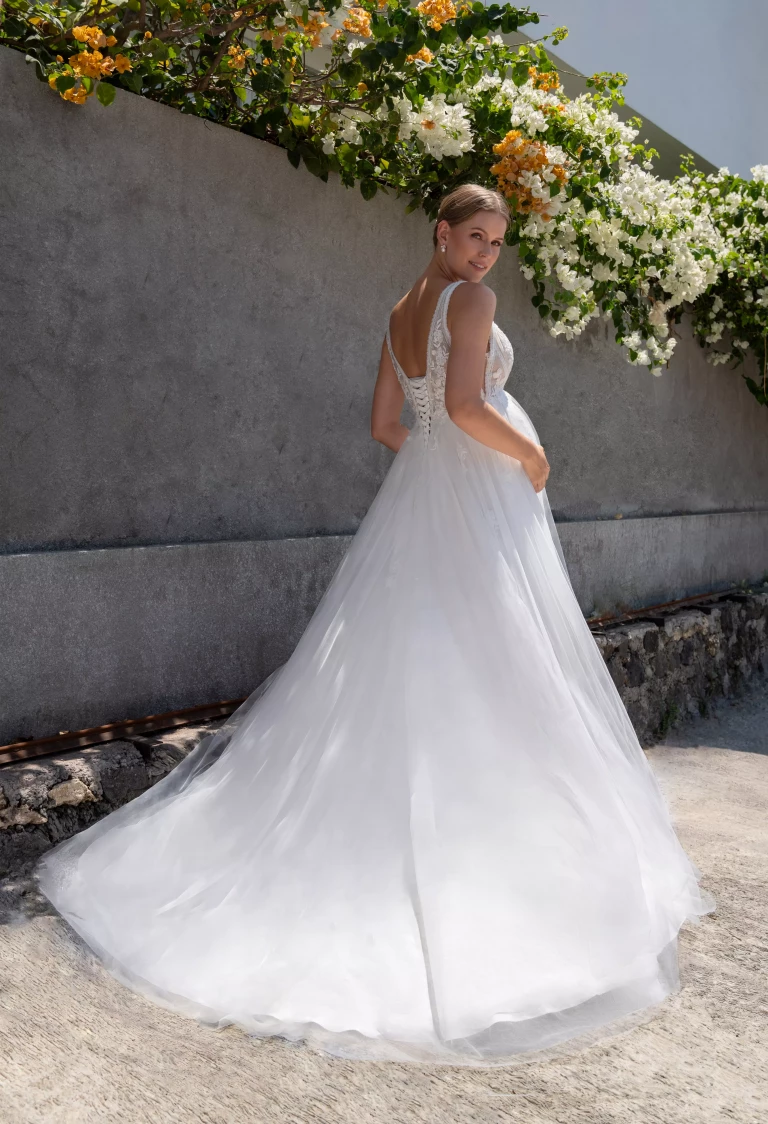 schwanger_heiraten_dolce-vita-huegelheim-curvy_schwangerschaft-brautkleid_3