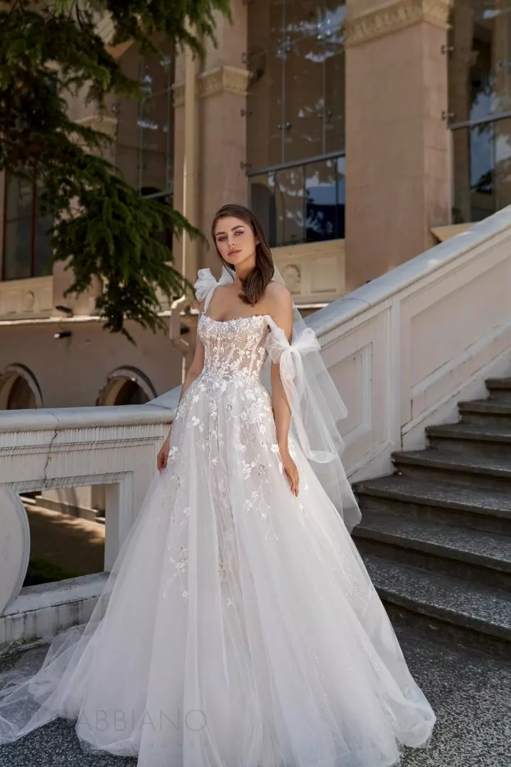 Evita-3396_Gabbiano_Brautmode-Dolce-vita