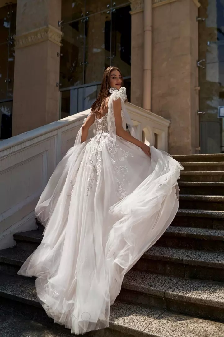 Evita-3396_Gabbiano_Brautmode-Dolce-vita_2