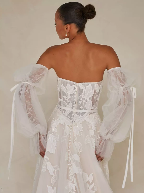Walker_MadiLane_Brautmode-Dolce-Vita_2