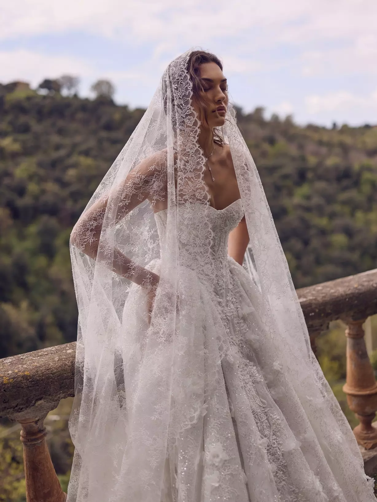 Hecate_wona-concepts_brautmode-dolcevita_02